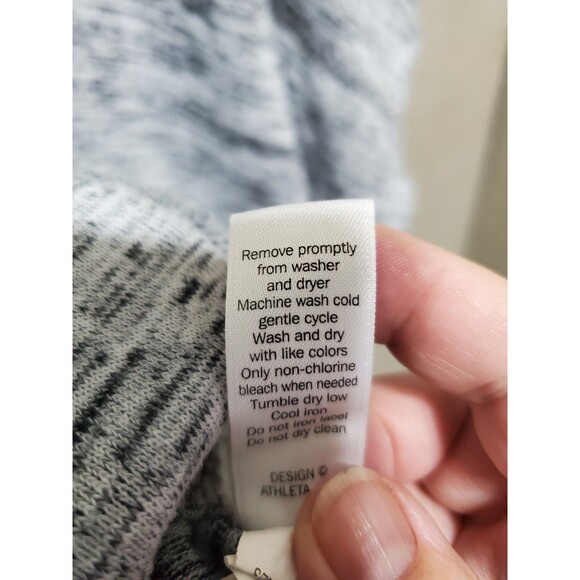 Athleta Gray Blissful Poncho Hoodie 721575 Womens Size Medium Pockets Drawstring - Picture 6 of 9